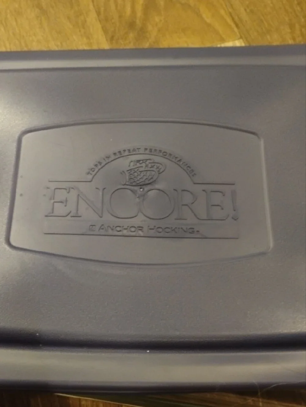 Anchor Hocking Encore Ovenware 9.5X13.5X2in 3qt Baking Dish W/ Lid & Carry Case